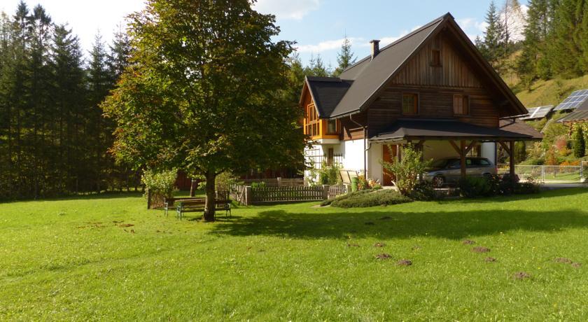 Апартаменты Ferienhaus Göstling
