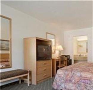 Отель Days Inn West Palm Beach