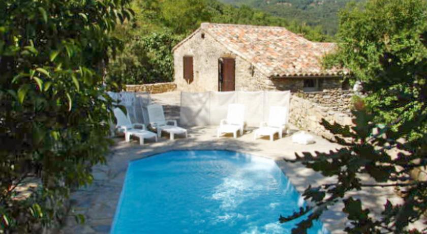 Апартаменты HomeRez - Country House le Pouget