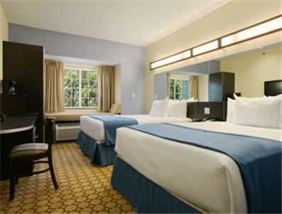 Отель Microtel Inn and Suites Elkhart