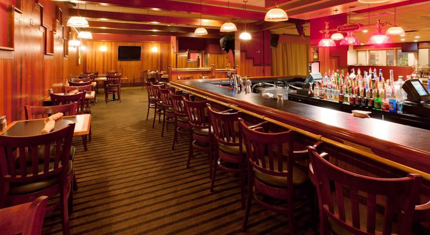 Отель Holiday Inn Harrisburg I-81