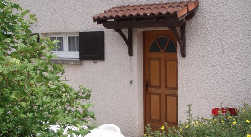 Апартаменты Homerez - Holiday Home La Petite Eau