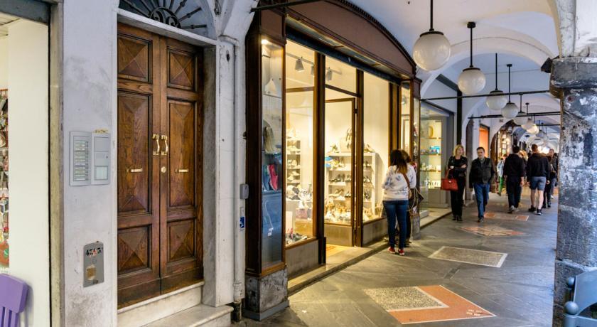 Апартаменты Chiavari Downtown Flat