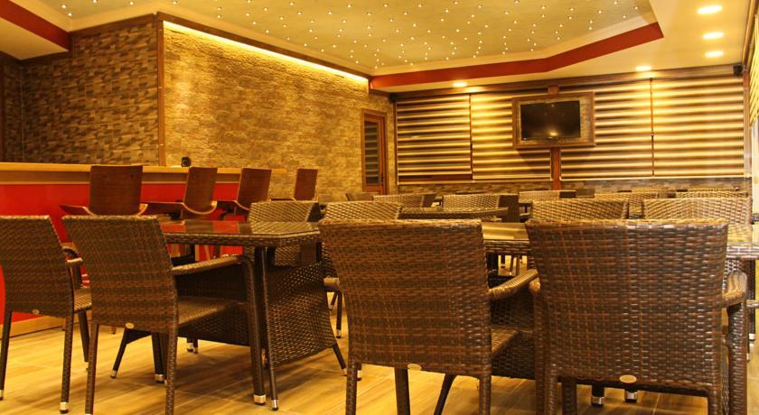 Апартаменты Dolphin Apart Hotel