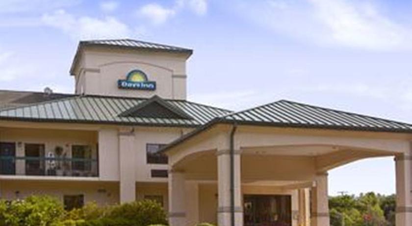 Отель Days Inn - Chapel Hill