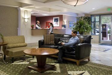 Homewood Suites by Hilton-Downtown Seattle (Elliott Bay)