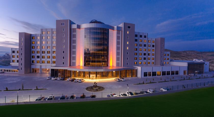 Отель Grannos Thermal Hotel & Convention Center