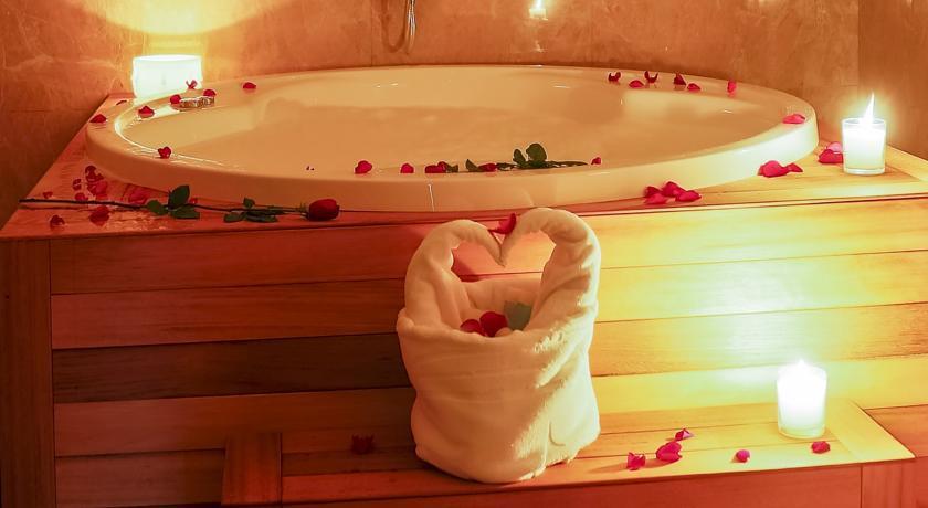 Отель Royal Hotel Inegol
