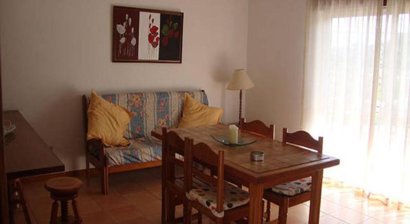 Гостевой дом Apartamentos Vale do Sol