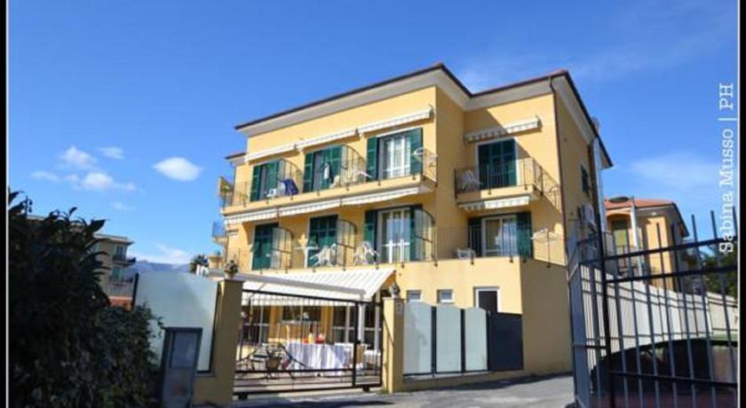 Отель Albergo Villa Ada
