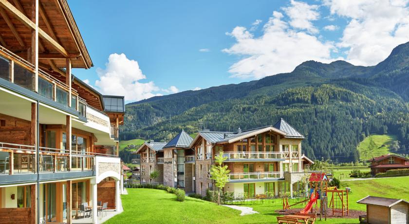 Апартаменты Three-Bedroom Apartment Bramberg I