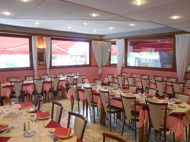 Отель Au Primerose Hôtel