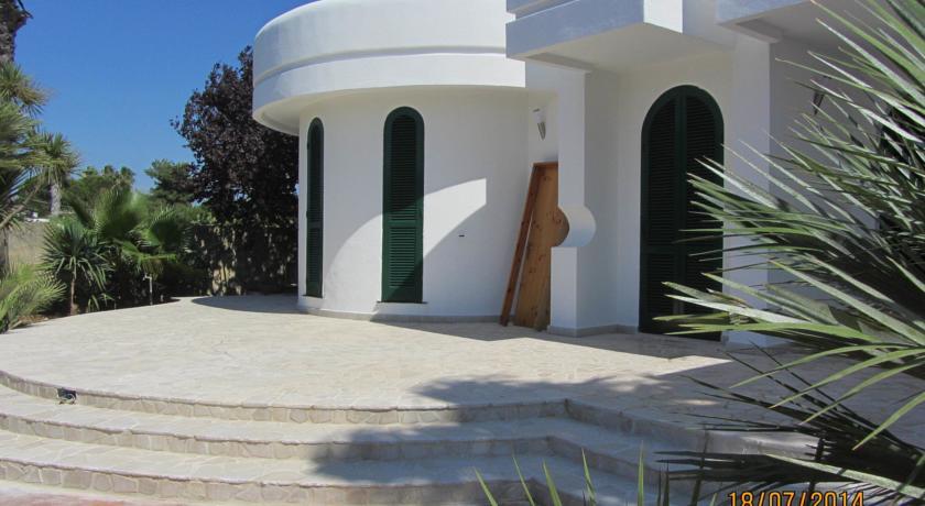 Вилла Villa Sant'Andrea