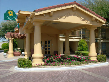 Отель La Quinta Inn City Place