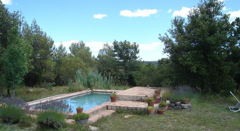 Отель Peaceful Secluded House
