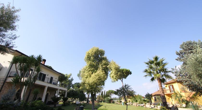 Отель Agriturismo Ali E Radici