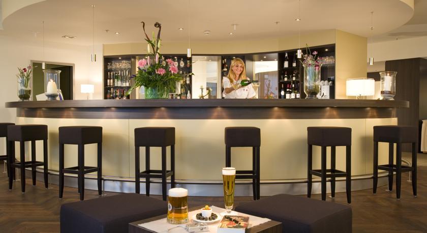 Отель Mercure Hotel Freiburg am Münster