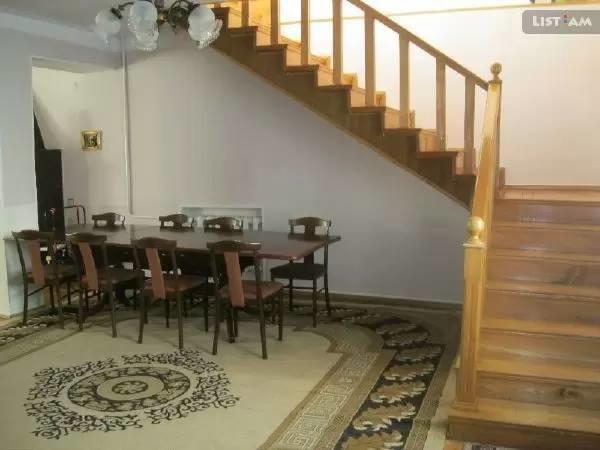 Апартаменты House in Dilijan