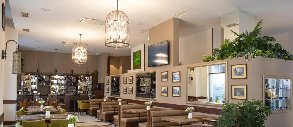 Citrus Hotel