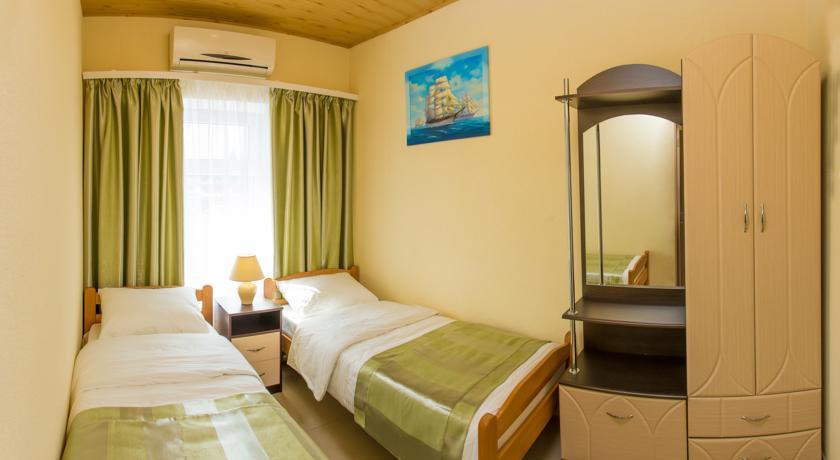 Гостиница Cristal Beach Hotel
