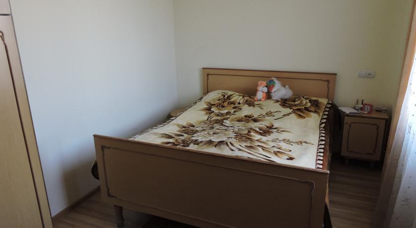 Мини-отель Heriknaz's B&B