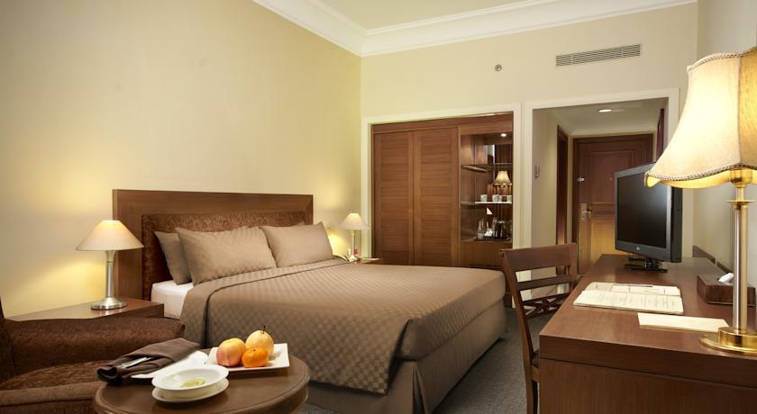 Отель Singgasana Hotel Makassar