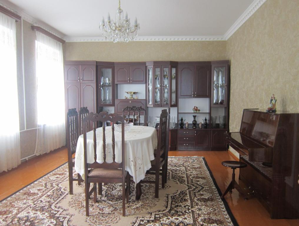 Гостевой дом INEZA'S GUEST HOUSE