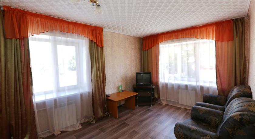 Апартаменты E.P. ParkHaus Apartments