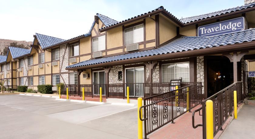 Отель Travelodge Santa Clarita