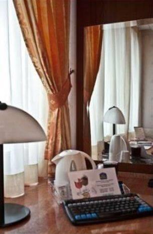 Отель Best Western Hotel Plaza