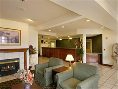 Отель Ramada Limited Redding