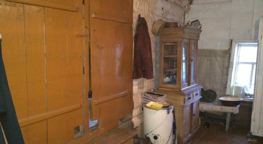 Гостиница Домик в деревне Ромашки 43