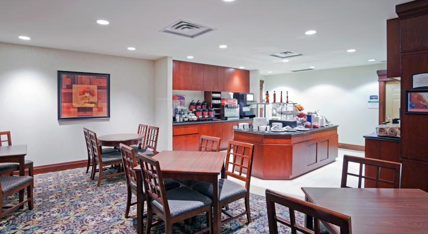 Отель Staybridge Suites Oakville Burlington
