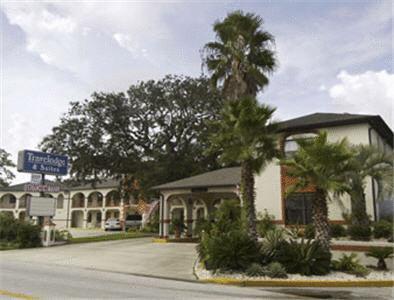 Отель Travelodge Suites Saint Augustine Old Town