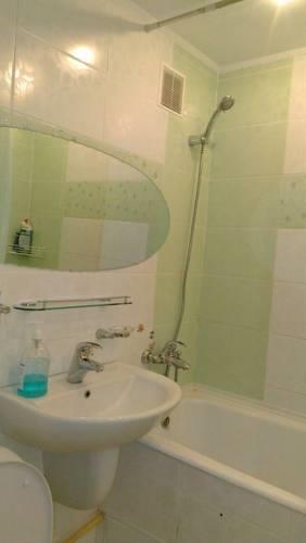 Апартаменты Apartment on Kudaberdieva 72
