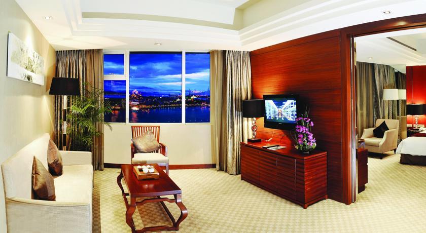 Отель Swiss International Hotel Xiamen