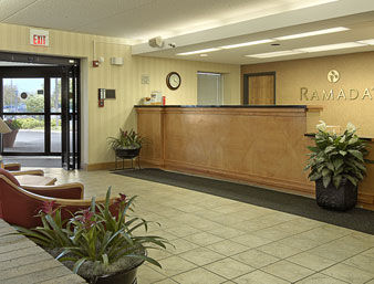 Отель Ramada Indianapolis Airport