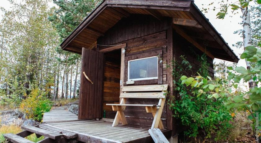 Гостиница Island House