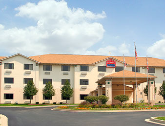 Отель Ramada Limited Fairborn