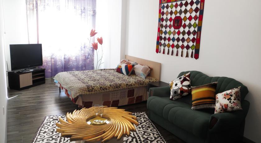 Apartment On Kievskaya 114/2