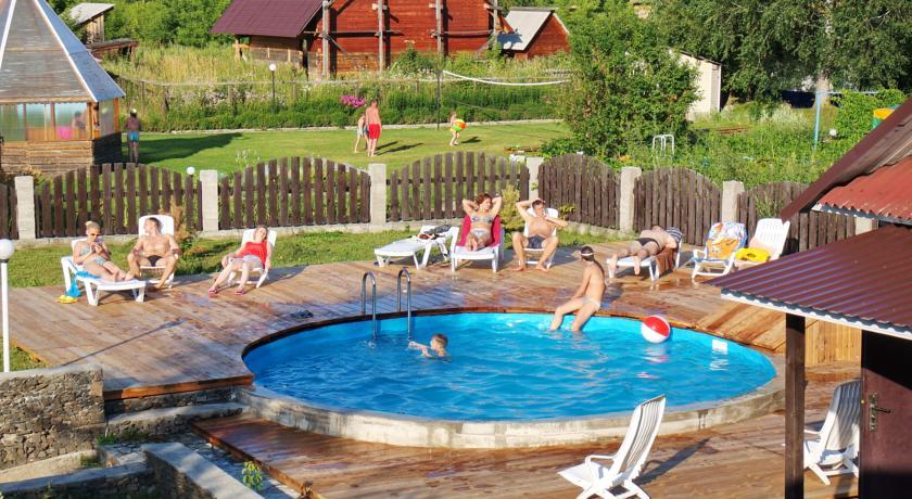 Гостиница Ак-Туру Холидей Парк