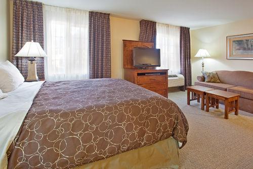 Отель Staybridge Suites - Albuquerque Airport