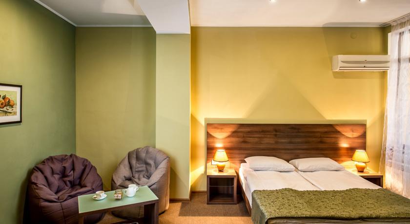 Jam Hotel