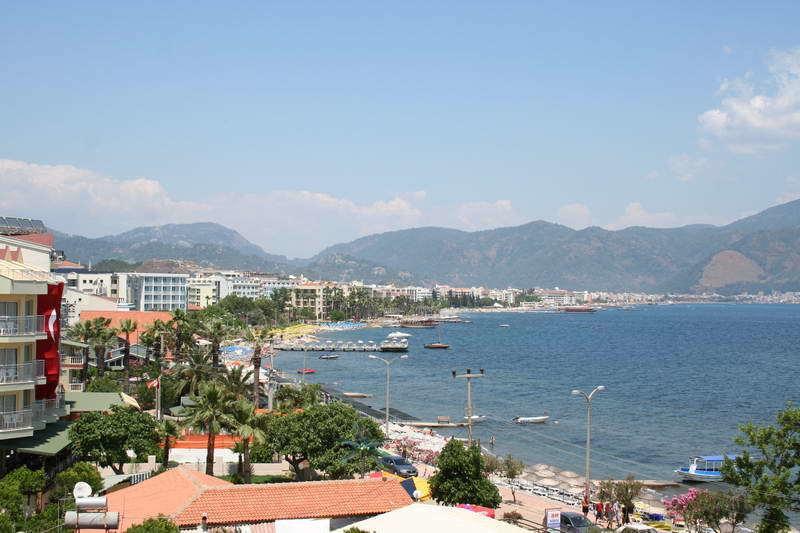 Class Beach Hotel