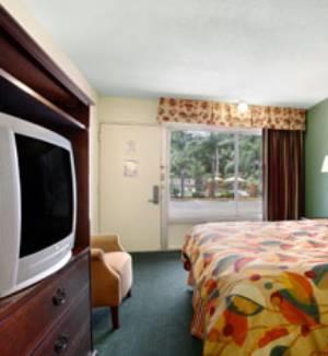 Отель Days Inn West Busch Gardens