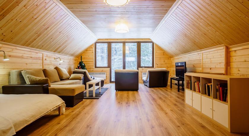 Вилла House near the forest