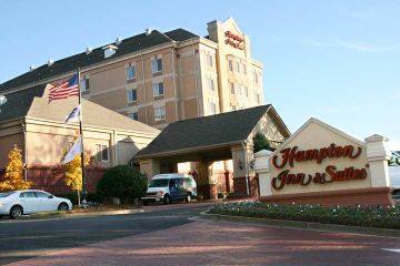 Отель Hampton Inn & Suites Alpharetta-Windward