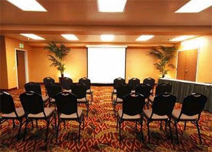 Отель Hampton Inn & Suites Las Vegas-Henderson