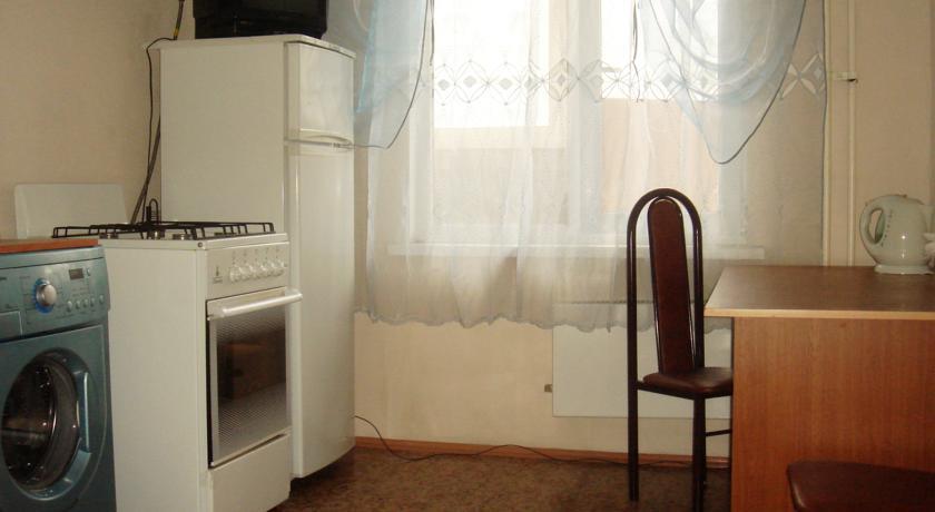 На Бакинских Комиссаров
