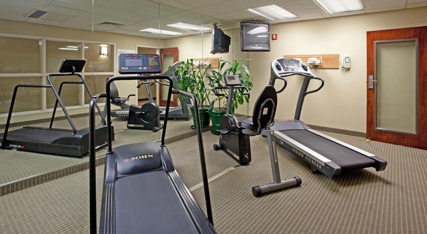 Отель Holiday Inn Express Chapel Hill
